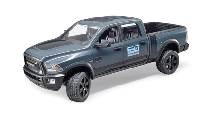BRUDER 02504 Auto Dodge RAM 2500 Power Wagon z lawetą i autem Roadster Racing Team