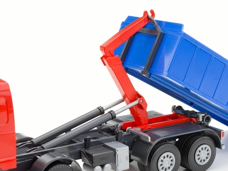 Emek 20755 Volvo FH hakowiec czerwony z kontenerem niskim czerwonym