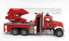 BRUDER 02821 MACK Granite Straż pożarna z pompą wodną