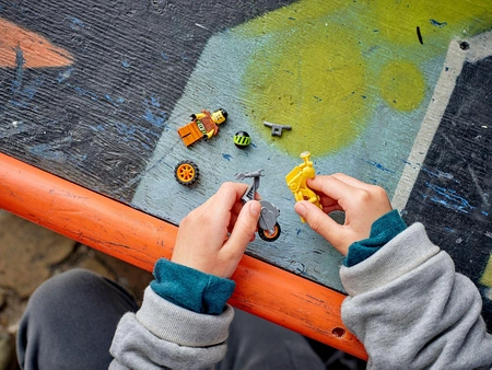 LEGO City - Demolka na motocyklu kaskaderskim 60297