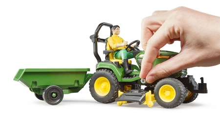 BRUDER 62104 Traktorek John Deere z kosiarką, łyżką przyczepką i figurką ogrodnika