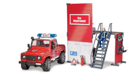 BRUDER 62701 Remiza strażacka + Land Rover Defender straży pożarnej + akcesoria