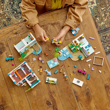 LEGO Friends Wakacyjny domek na plaży - 41709