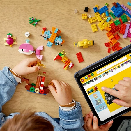 LEGO Classic - Kreatywna oceaniczna zabawa 11018