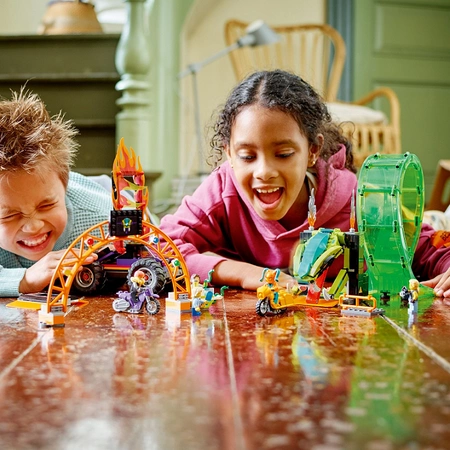 LEGO City Stuntz - Kaskaderska arena z dwoma pętlami 60339