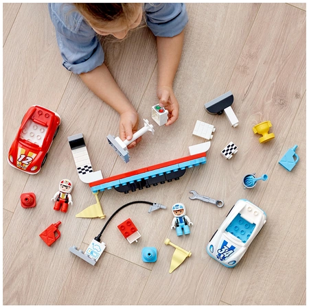 LEGO Duplo Town Samochody wyścigowe - 10947