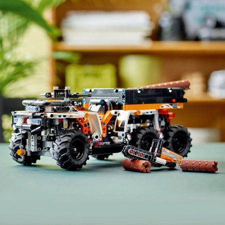 LEGO Technic - Pojazd terenowy 42139