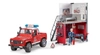 BRUDER 62701 Remiza strażacka + Land Rover Defender straży pożarnej + akcesoria