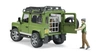 BRUDER 02587 Land Rover Defender z figurką leśnika i z psem