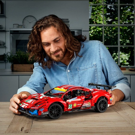 LEGO Technic - Ferrari 488 GTE AF Corse #51 - 42125
