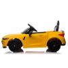 Pojazd na akumulator BMW M4 żółty dla dzieci