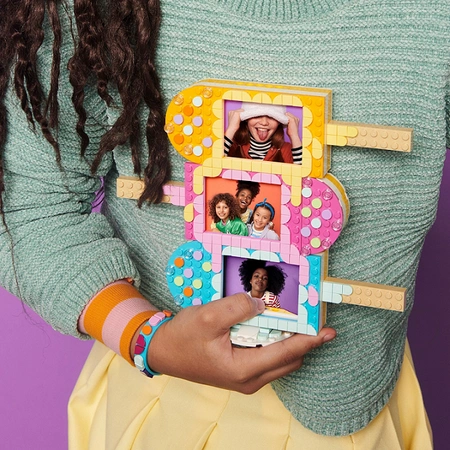 LEGO DOTS - Ramki na zdjęcia w kształcie lodów i bransoletka 41956